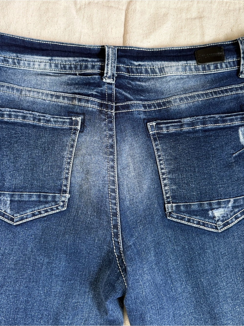 Dark Wash Distressed Whiskered Capri Jeans Comfort Stretch Western Boho Rock L - Picture 5 of 11